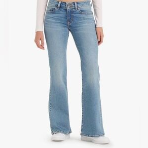 Levi's Women's Superlow Flare Jean, size 26 Regular